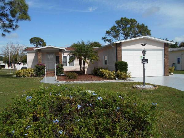 Pine Lakes Country Club10822 Moss Creek Ct. #39ENorth Fort Myers, FL 33903