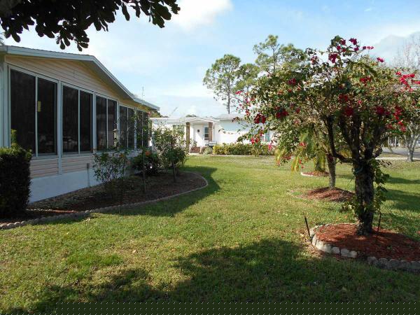 Pine Lakes Country Club10822 Moss Creek Ct. #39ENorth Fort Myers, FL 33903