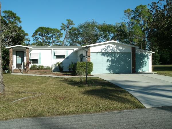 Pine Lakes Country Club19410 Tarpon Woods Ct., #62GNorth Fort Myers, FL 33903