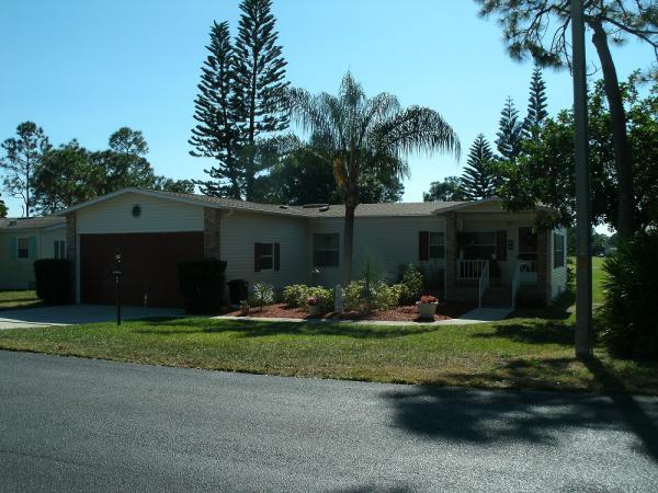 Pine Lakes Country Club10581 Circle Pine Rd. 9NNorth Fort Myers, FL 33903