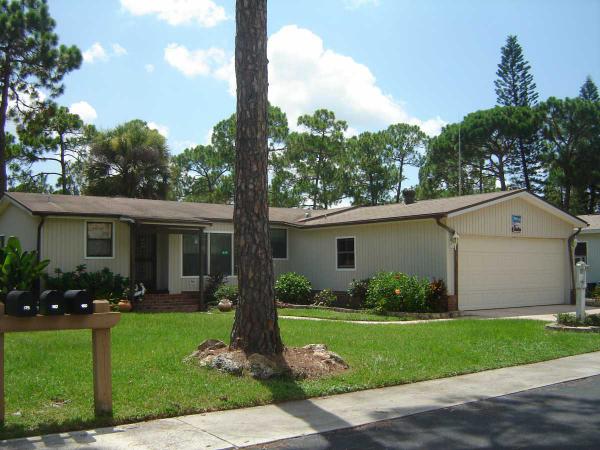 Del Tura Country Club160 Las PalmasNorth Fort Myers, FL 33903