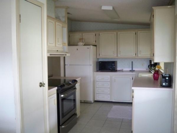 Horizon Village Co-op408 Horizon DrNorth Fort Myers, FL 33903