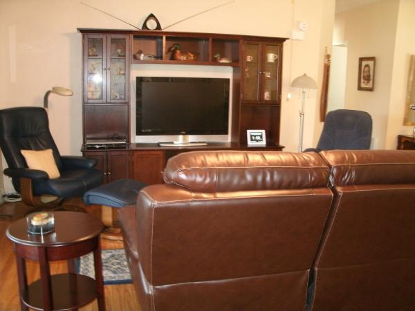 Pine Lakes Country Club19771 Cypress Woods Ct. #12HNorth Fort Myers, FL 33903