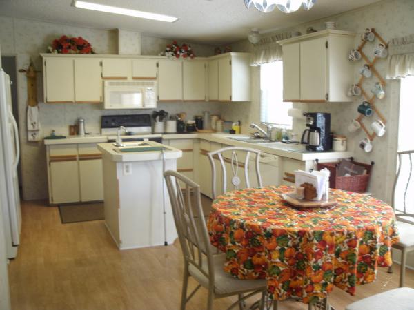 Pine Lakes Country Club19474 Rolling Hills Ct. #48KNorth Fort Myers, FL 33903