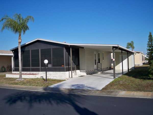 Horizon Village Co-op485 Horizon DrNorth Fort Myers, FL 33903
