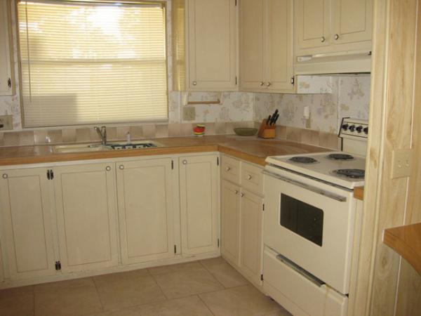 Horizon Village Co-op143 Lakeside CircleNorth Fort Myers, FL 33903