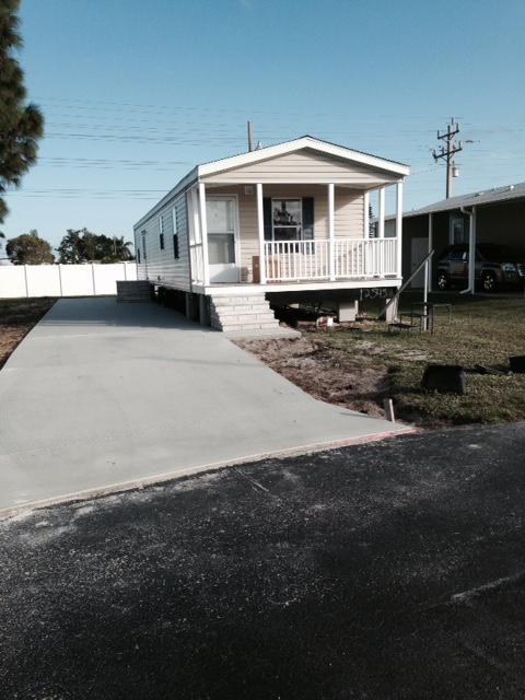 Serendipity227 SUNCREST LN.North Fort Myers, FL 33903