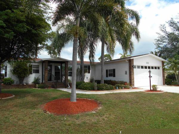 Pine Lakes Country Club19070 Mangrove Bay Ct. #43LNorth Fort Myers, FL 33903