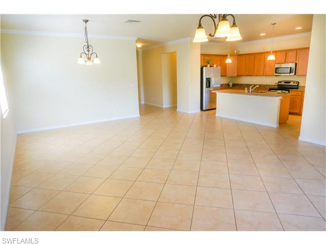 13072 Silver Thorn LOOP, North Fort Myers, FL 33903