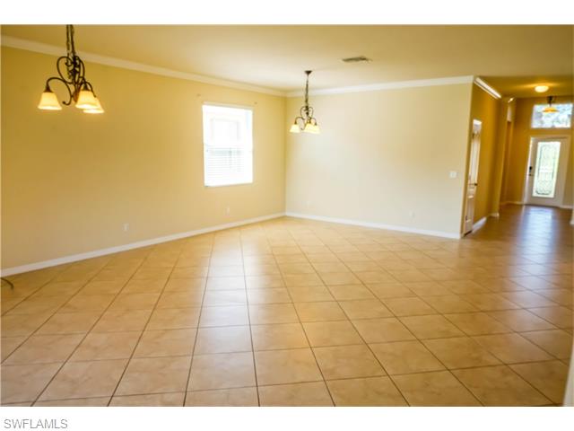 13072 Silver Thorn LOOP, North Fort Myers, FL 33903