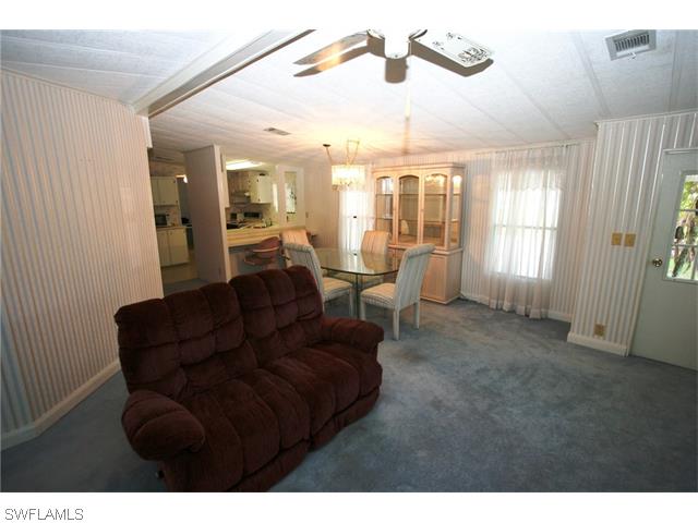 9900 Cree LN, North Fort Myers, FL 33903