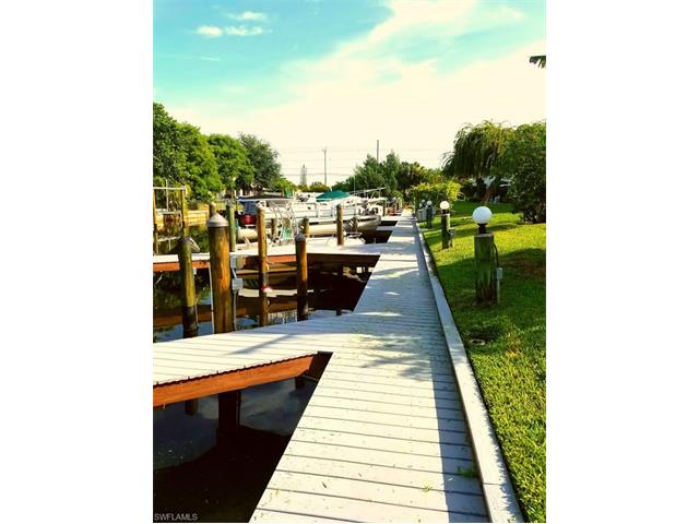 4802 Tudor DR, Cape Coral, FL 33904