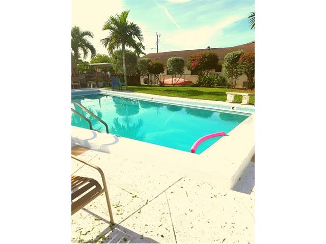 4802 Tudor DR, Cape Coral, FL 33904