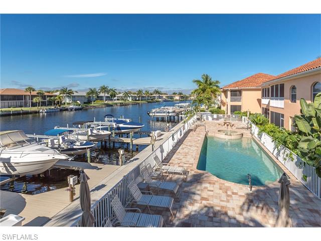 4560 SE 5th PL, Cape Coral, FL 33904