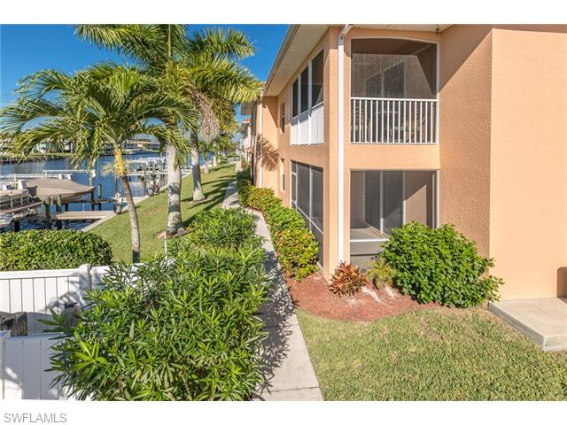 4560 SE 5th PL, Cape Coral, FL 33904