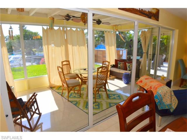 2827 SE 18th AVE, Cape Coral, FL 33904