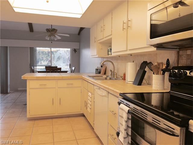 2529 SE 23rd AVE, Cape Coral, FL 33904