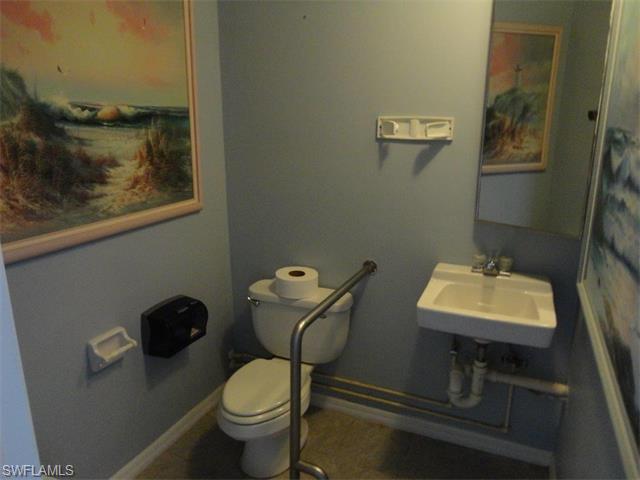 4403 SE 16th PL, Cape Coral, FL 33904