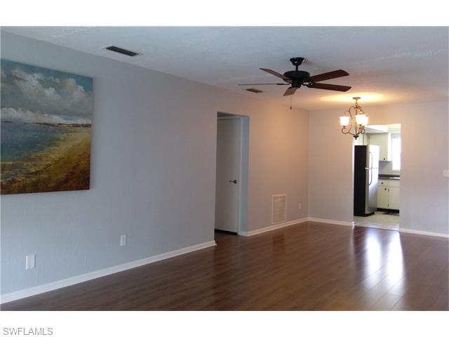 4563 SE 5th PL, Cape Coral, FL 33904