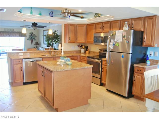 4722 SE 1st Pl, Cape Coral, FL 33904