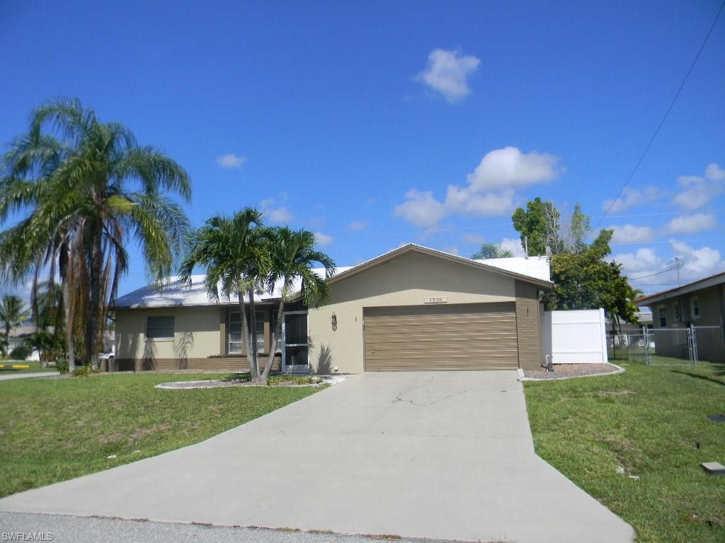 4536 SE 14th Pl, Cape Coral, FL 33904