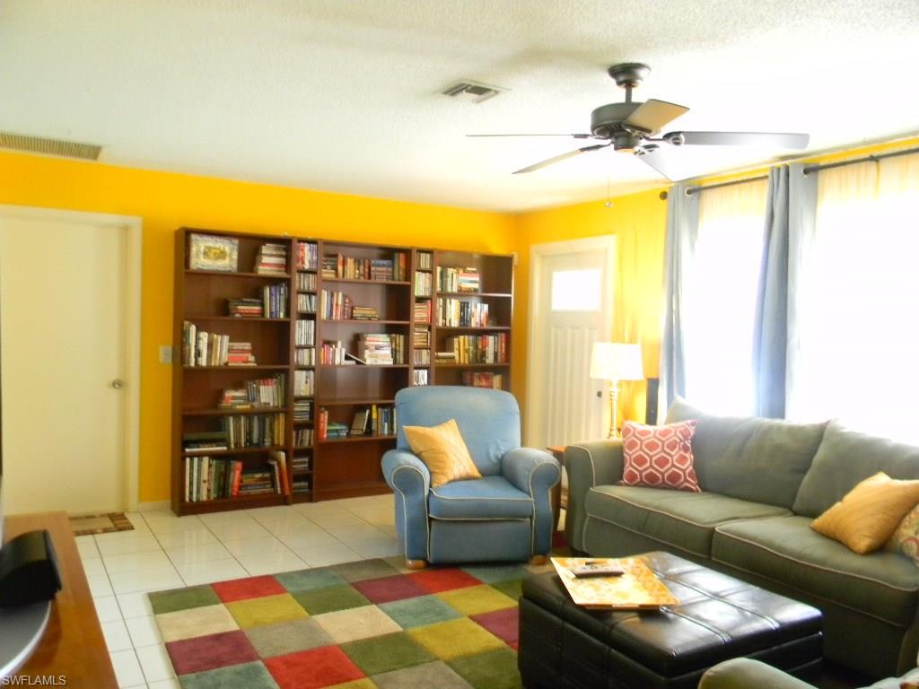 4536 SE 14th Pl, Cape Coral, FL 33904