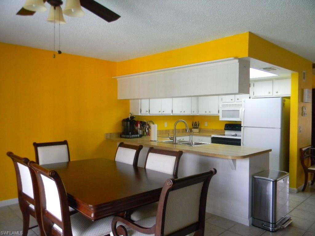 4536 SE 14th Pl, Cape Coral, FL 33904