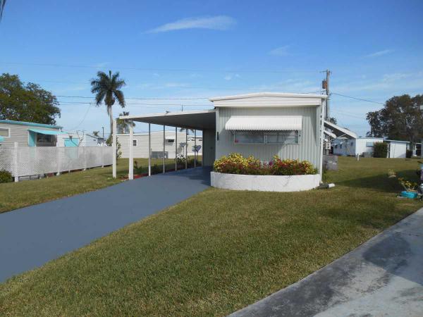 Orange Harbor Mobile Home Park121 Shoreland DrFort Myers, FL 33905