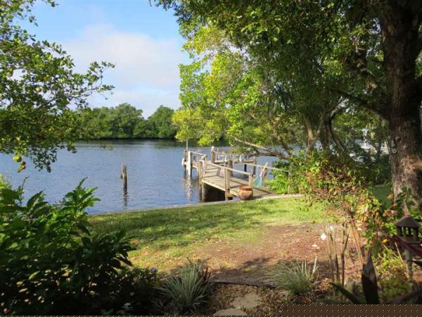 Orange Harbor Mobile Home Park209 Sun CircleFort Myers, FL 33905