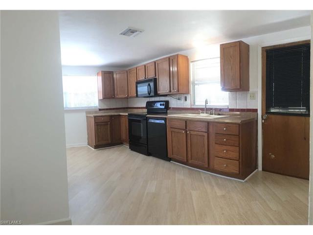 5770 Carter RD, Fort Myers, FL 33905