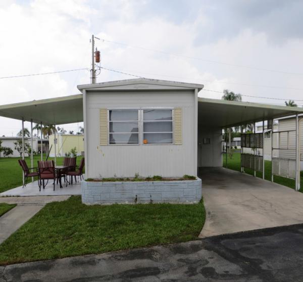 Orange Harbor Mobile Home Park106 Sun CircleFort Myers, FL 33905