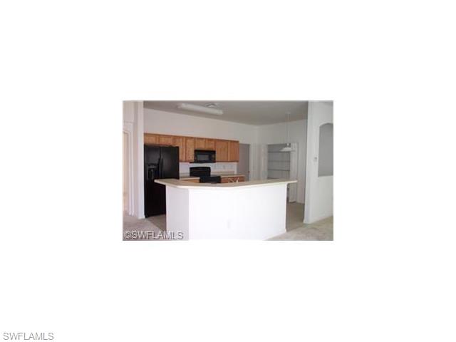 2700 Soaring Hawk DR, Fort Myers, FL 33905