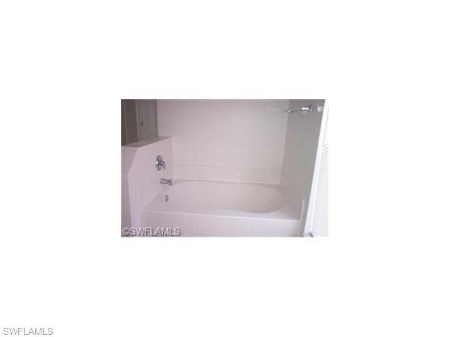 2700 Soaring Hawk DR, Fort Myers, FL 33905