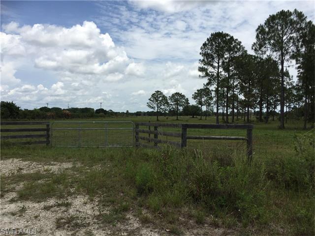 6391 Eastwood Acres RD, Fort Myers, FL 33905
