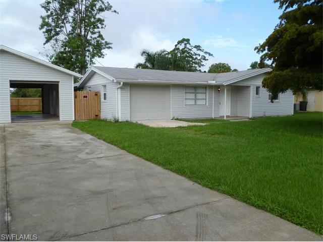 2805 Parkview DR, Fort Myers, FL 33905