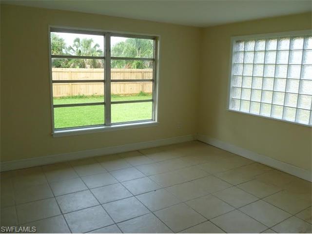 2805 Parkview DR, Fort Myers, FL 33905