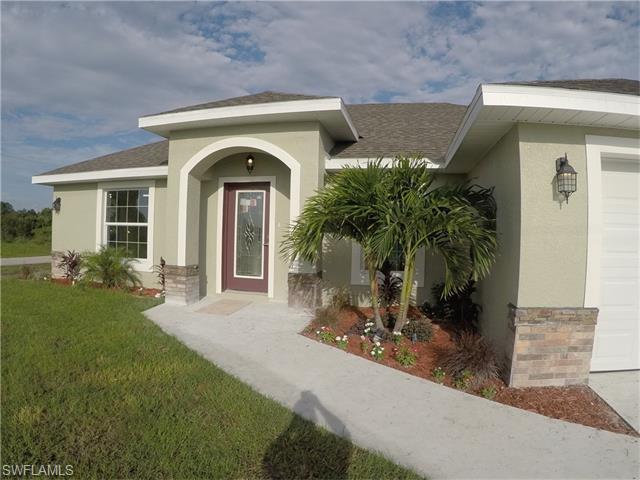 6007 Thrush AVE, Fort Myers, FL 33905