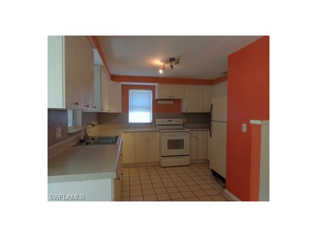 2173 Barry DR, Fort Myers, FL 33907
