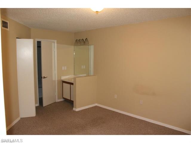 12561 Equestrian CIR, Fort Myers, FL 33907