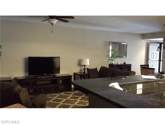 5945 Trailwinds DR, Fort Myers, FL 33907