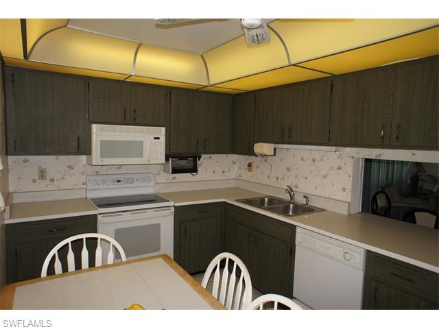 6102 Augusta DR, Fort Myers, FL 33907