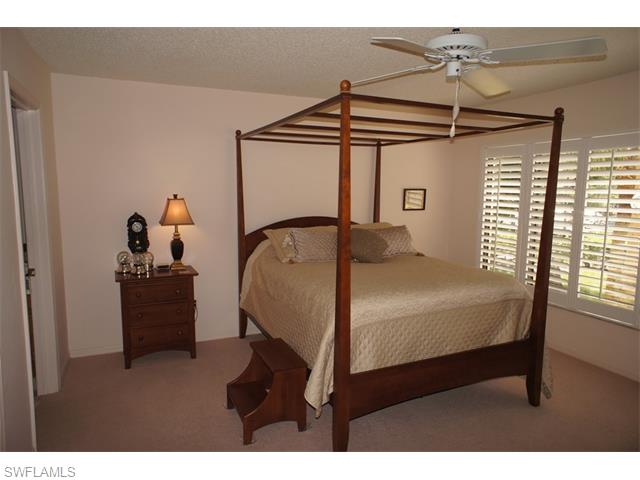 7430 Lake Breeze DR, Fort Myers, FL 33907