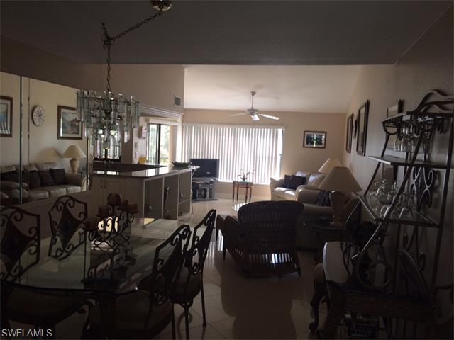 5905 Trailwinds DR, Fort Myers, FL 33907