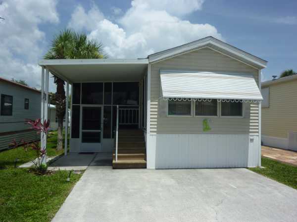 Siesta Bay617 PlayaFort Myers, FL 33908