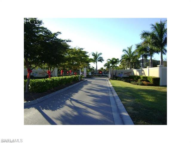 6060 Jonathans Bay CIR, Fort Myers, FL 33908