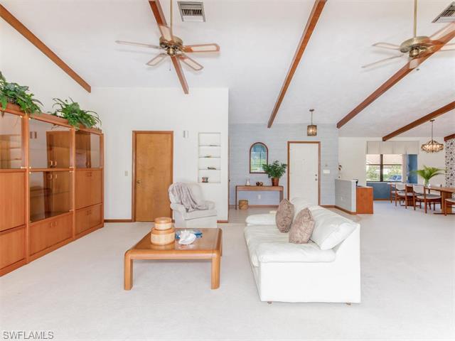 16713 Bobcat DR, Fort Myers, FL 33908