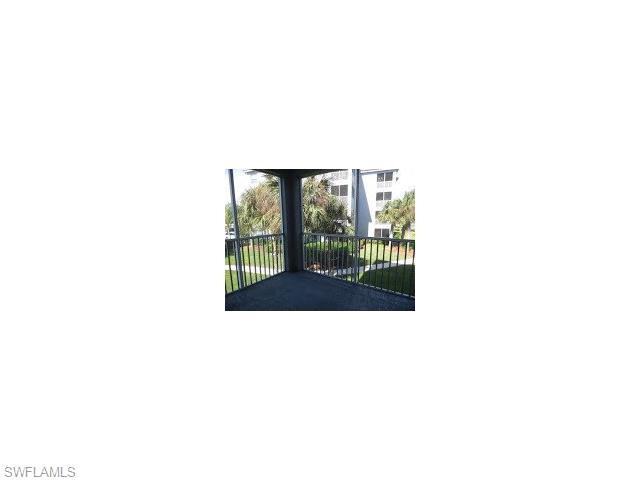 16585 Lake Circle DR, Fort Myers, FL 33908