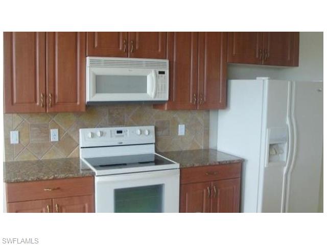 6050 Jonathans Bay CIR, Fort Myers, FL 33908