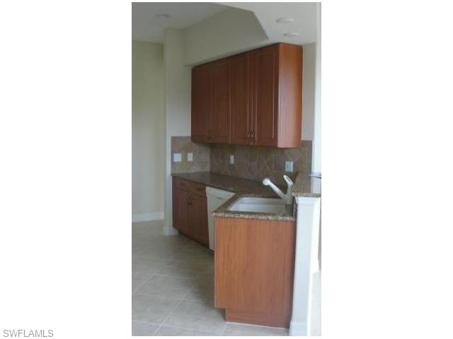 6050 Jonathans Bay CIR, Fort Myers, FL 33908