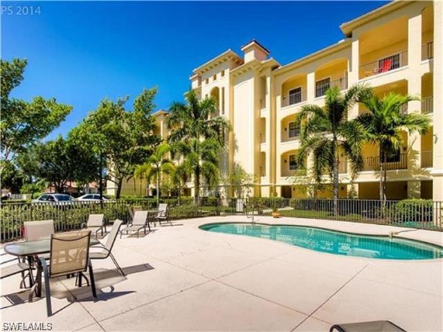 15121 Laguna DR, Fort Myers, FL 33908